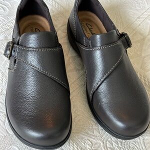 Women Clarks Shoes size 7 Carleigh Jazz Chocolate Brown Leather Buckle